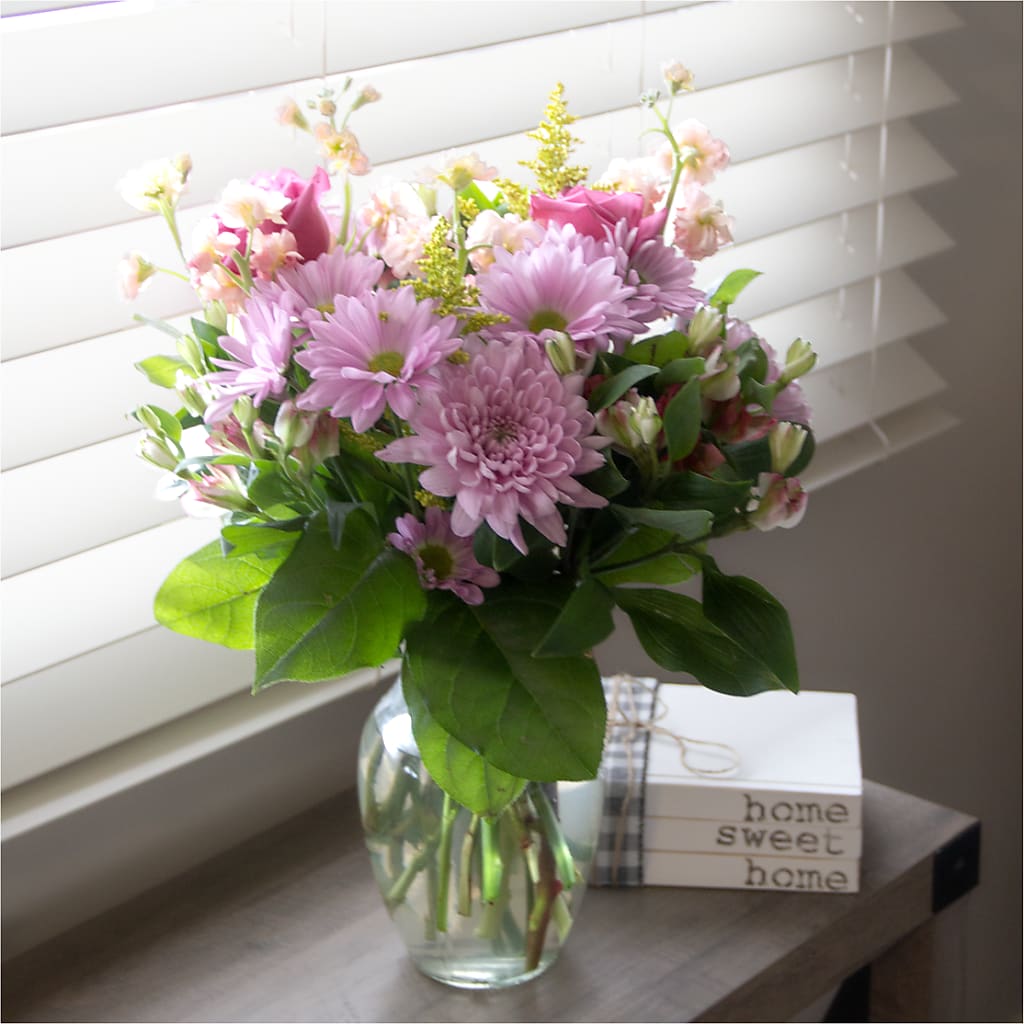 Pastel Tradition - A Florist Original – The Flower Shop, Sacramento CA