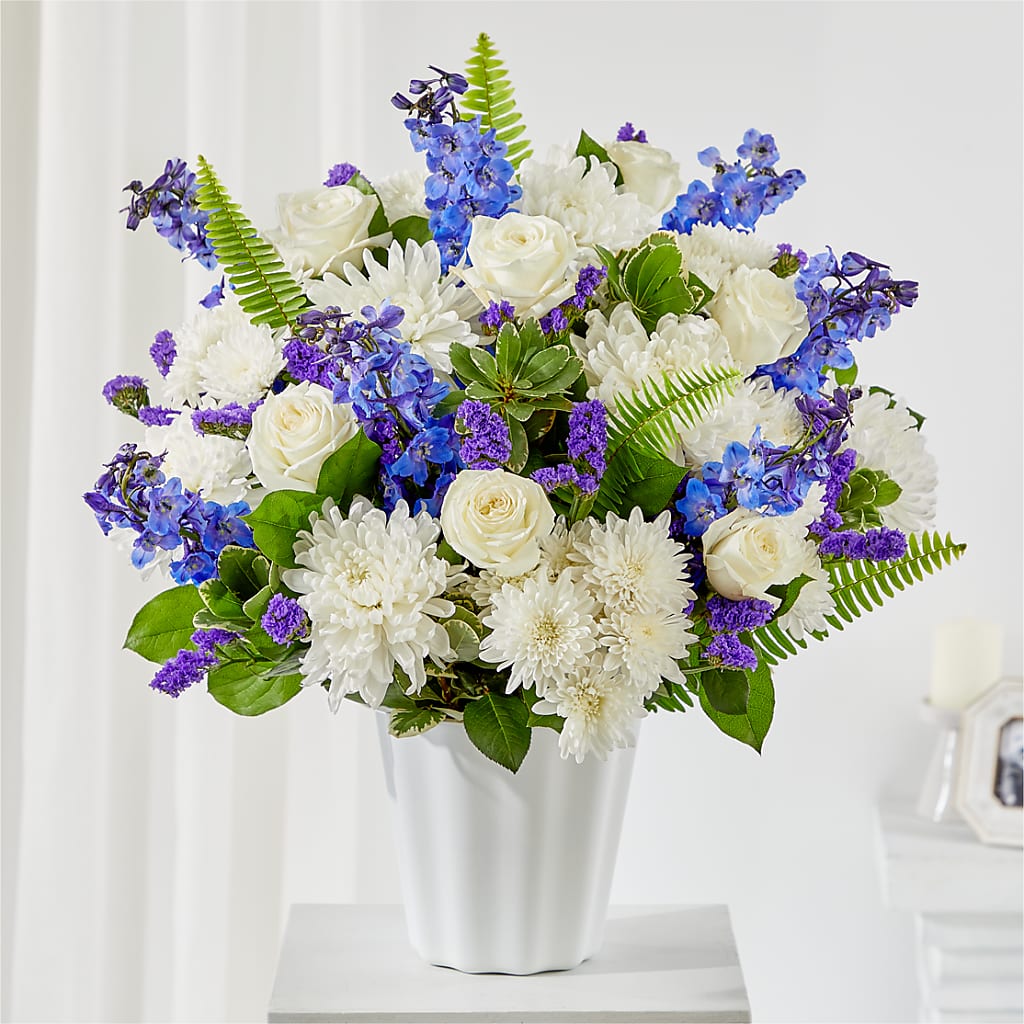 Hold Dear Tabletop Basket – The Flower Shop, Sacramento CA