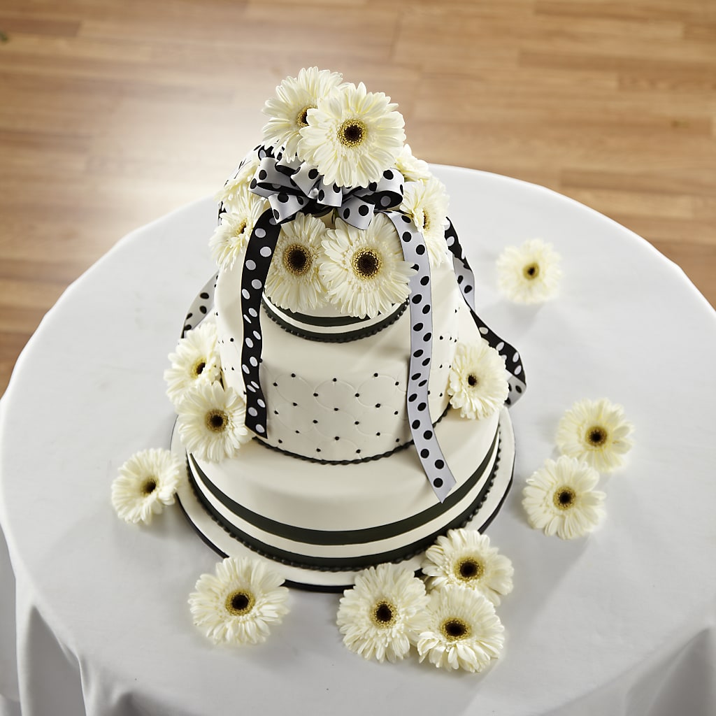 Simple Sophistication Cake Décor – The Flower Shop, Sacramento CA