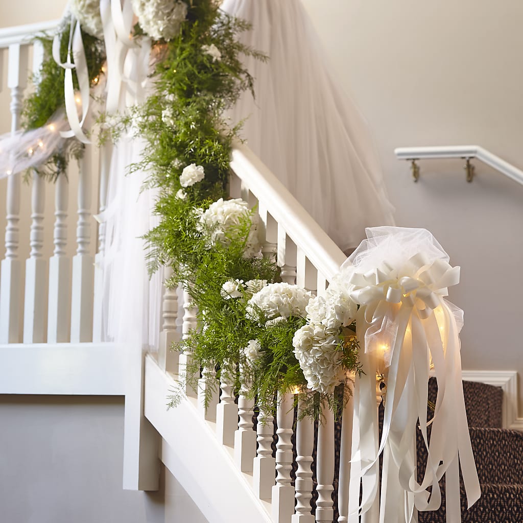 Champagne Dreams Garland – The Flower Shop, Sacramento CA