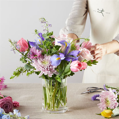 Pastel Tradition - A Florist Original –  The Flower Shop, Sacramento CA