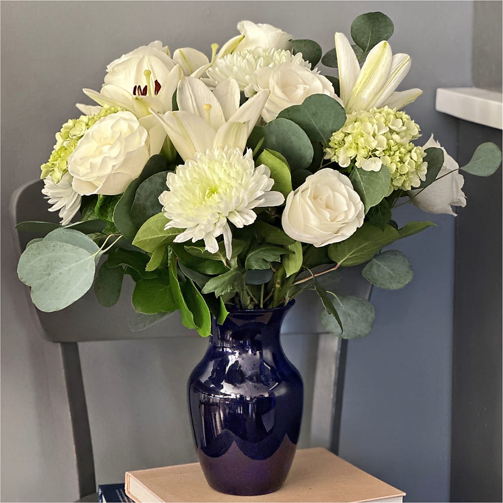 Snowy Dreams Bouquet –  The Flower Shop, Sacramento CA